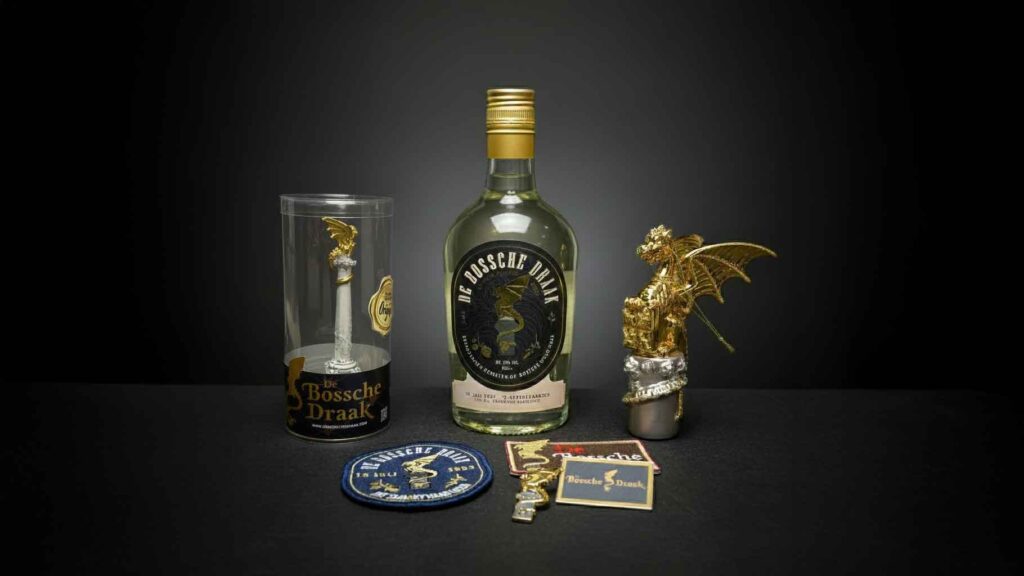 verschillende souvenirs die met de Bossche draak te maken hebben